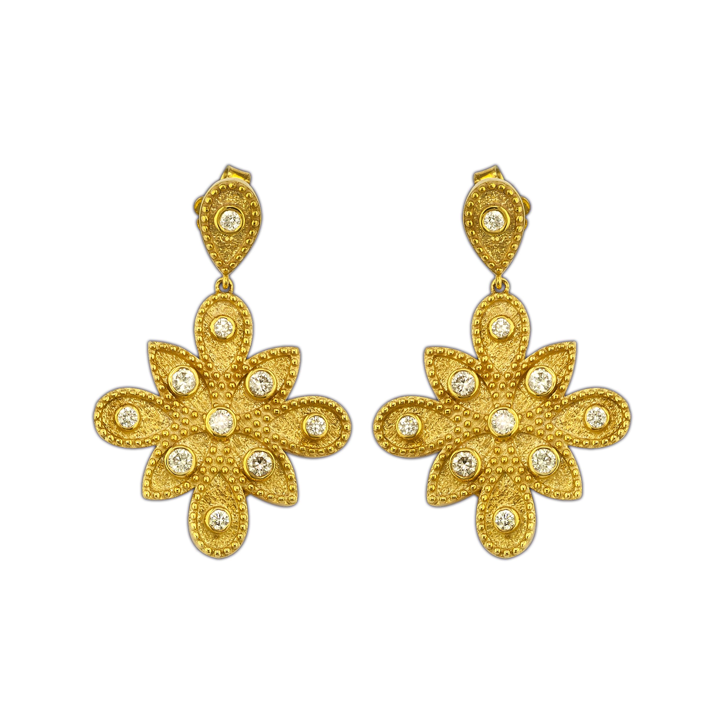 classical earrings made from k18 gold and diamonds