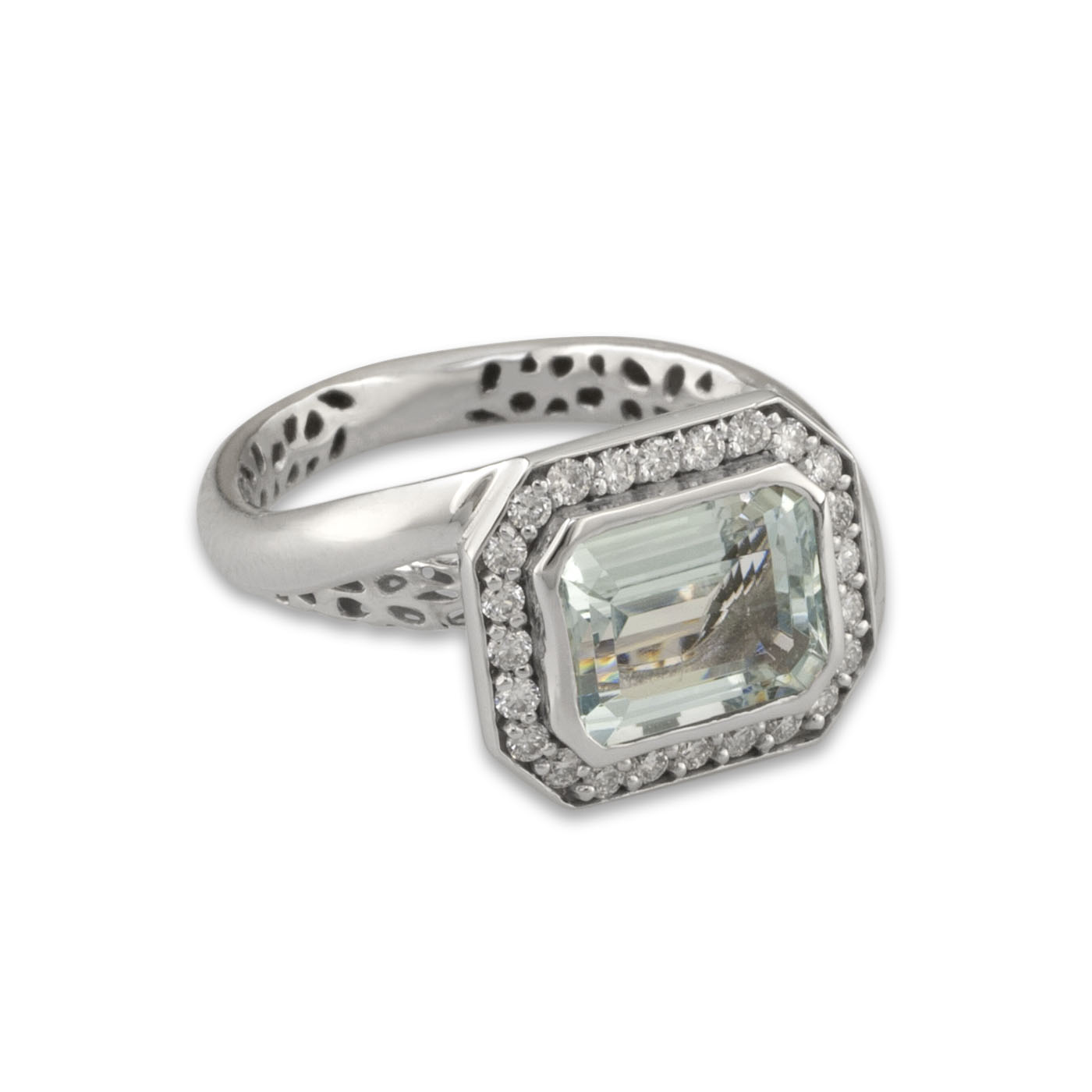 aquamarine white gold ring with diamonds